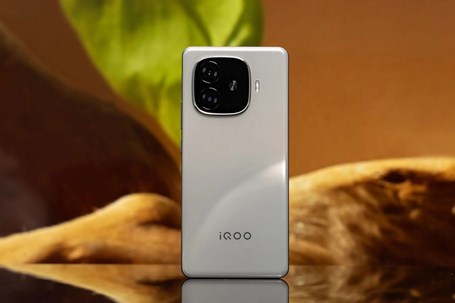 Điện thoại Vivo iQOO Z10 Turbo Pro 16GB/256GB (Snapdragon 8s Gen 4)